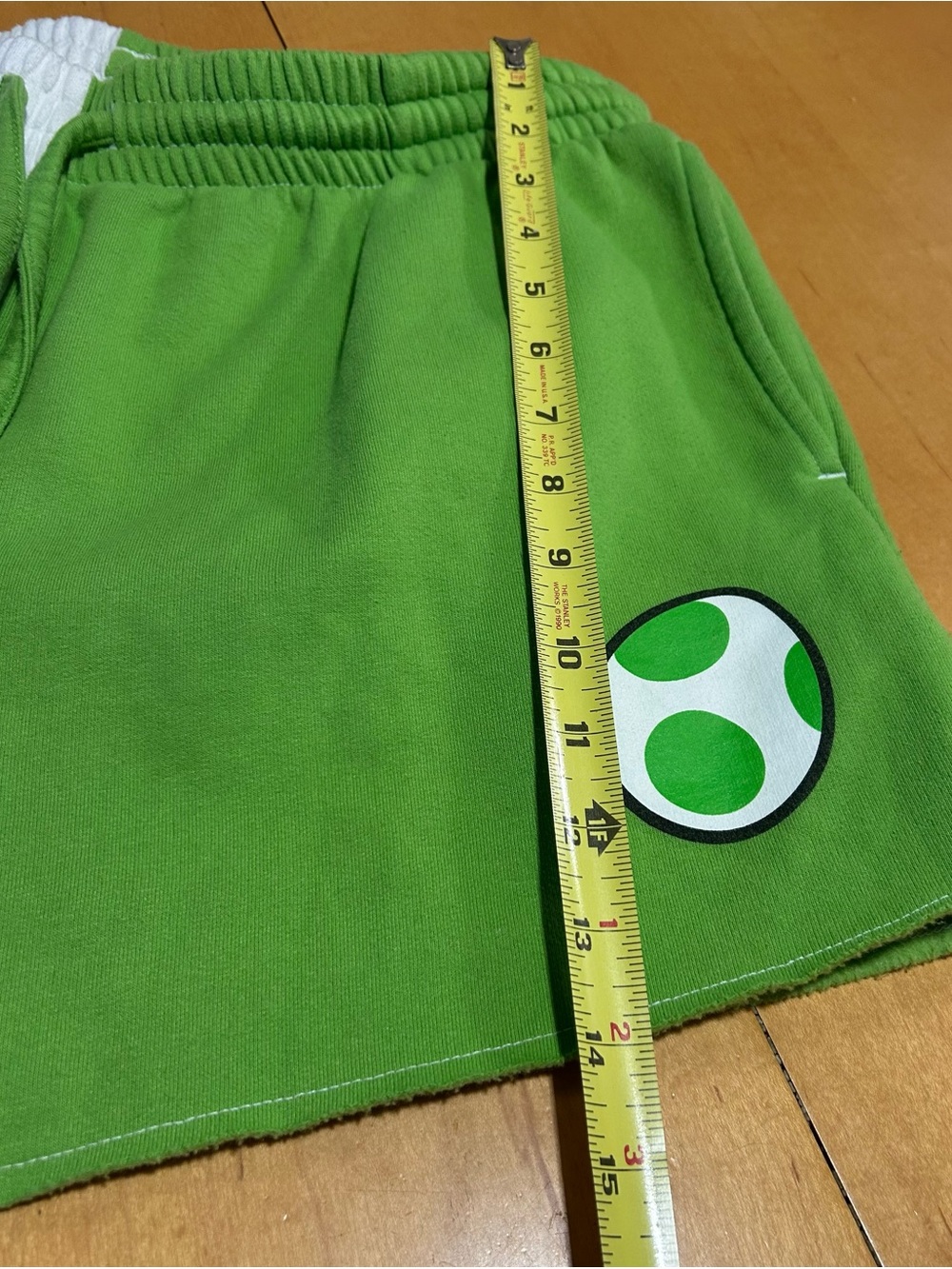 Nintendo Two-Tone White and Bright Green Athletic Shorts - Picture 4 of 5